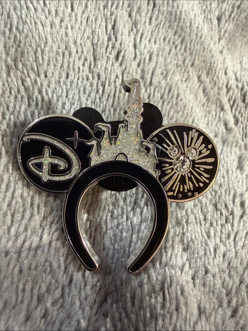 Super chaser 2025 WDW Castle ear headband pin